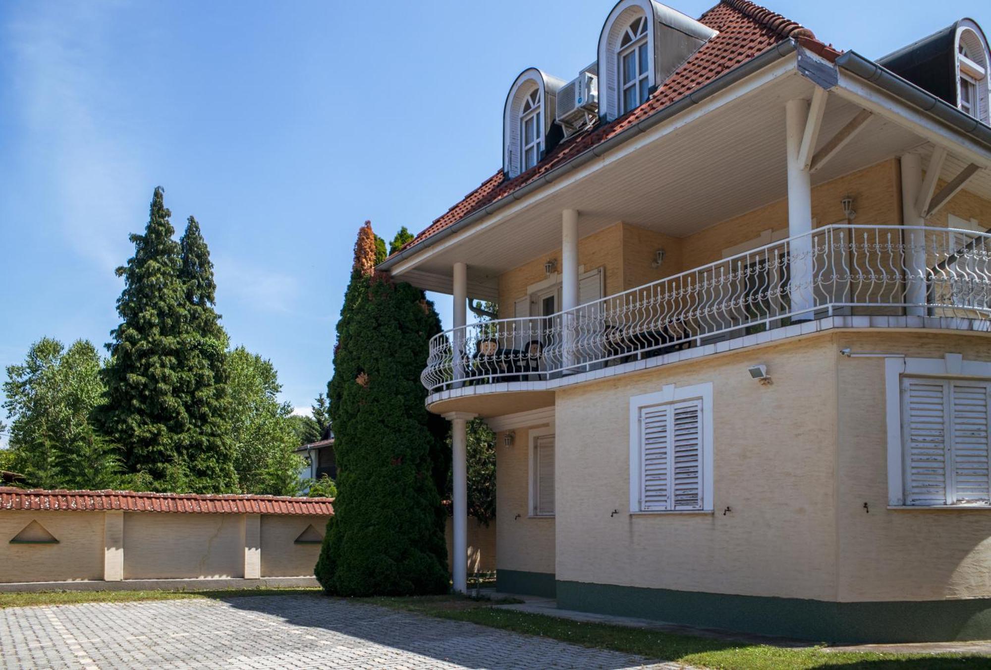 Bella Villa Apartmanhaz Zamárdi Zewnętrze zdjęcie